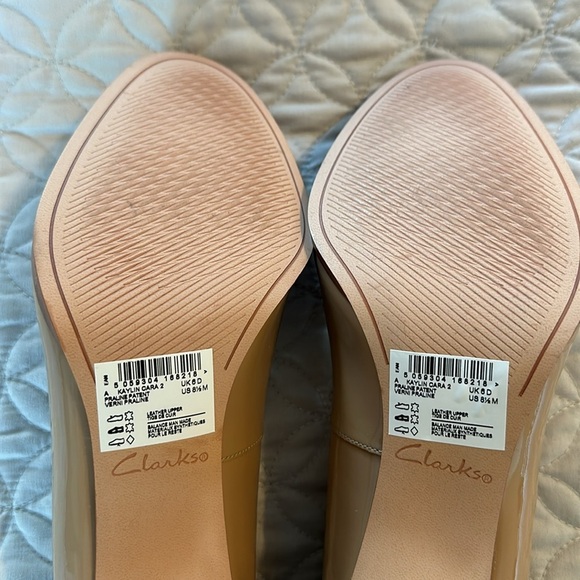 Clarks Kaylin Cara 2 Block Heels Size US 8.5 M Nude Color - Picture 12 of 16